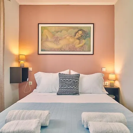 Mika's Valley View House *